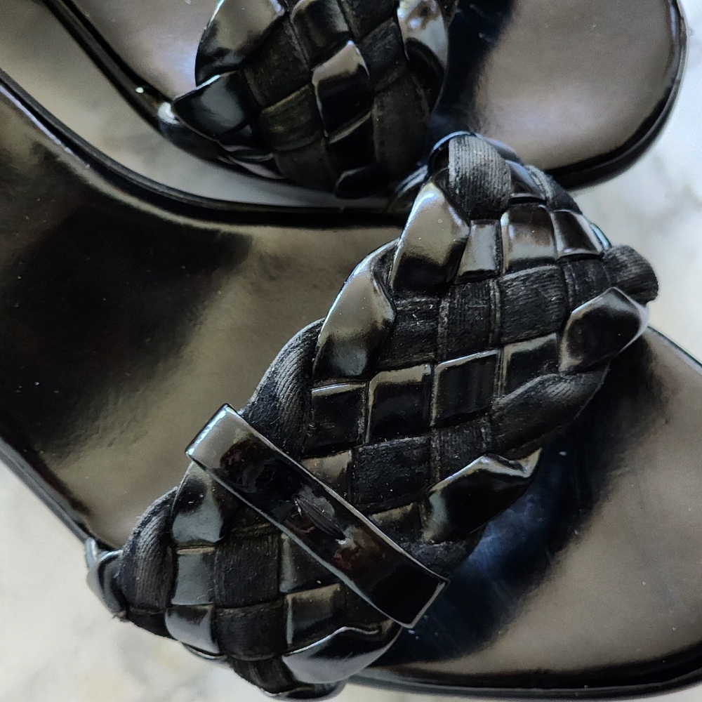 CHARLES & KEITH platform black leather woven sandals 3 inch size 37